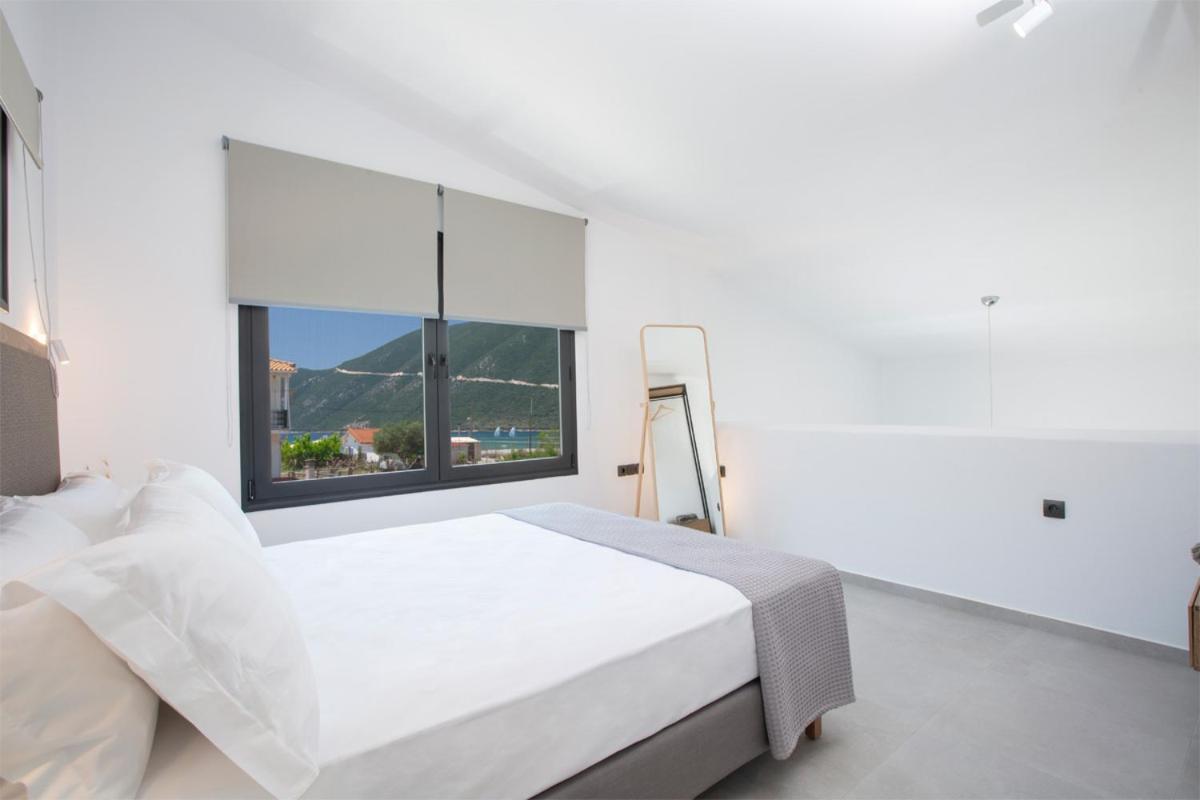 Seascape Villas Vassiliki - Beachfront Villas Dış mekan fotoğraf